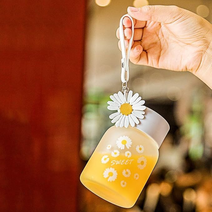 300ml Daisy Glass Portable Water Bottle - Image 5